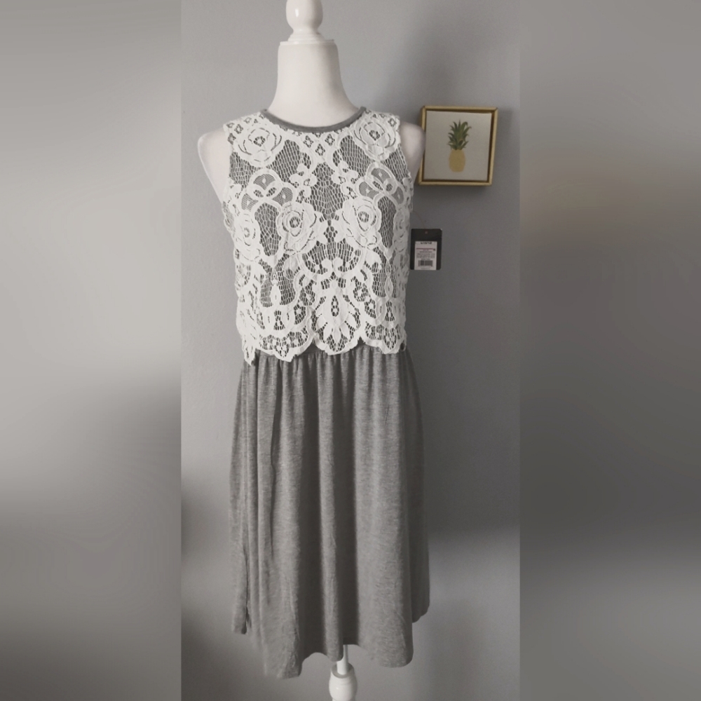Dress girls Art class    Color Gray Rayon And Polyester Lace  10/12 Girls New